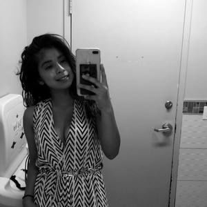 Meet your Posher, Stefani